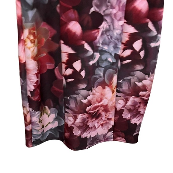 Torrid Multi Floral Scuba Knit Dress - Picture 6 of 10